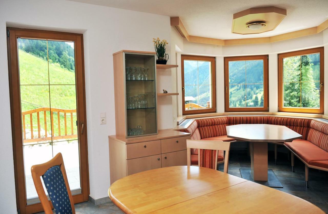 Villa Bauernhof Entalhof à Finkenberg Extérieur photo